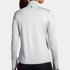 Brooks Dash 1/2 Zip 2.0 Women's 19 Brooks Dash 1/2 Zip 2.0 Women's -Holabird Sports SHOP 057287 030 2