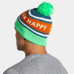 Brooks Heritage Pom Beanie -Holabird Sports SHOP 057389 499 2