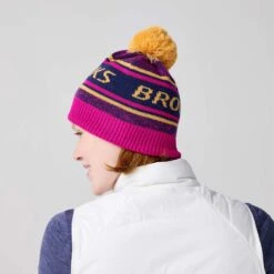 Brooks Heritage Pom Beanie -Holabird Sports SHOP 057389 523 2