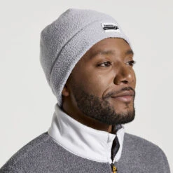 Saucony Rested Sherpa Beanie -Holabird Sports SHOP 057415 lgh 1