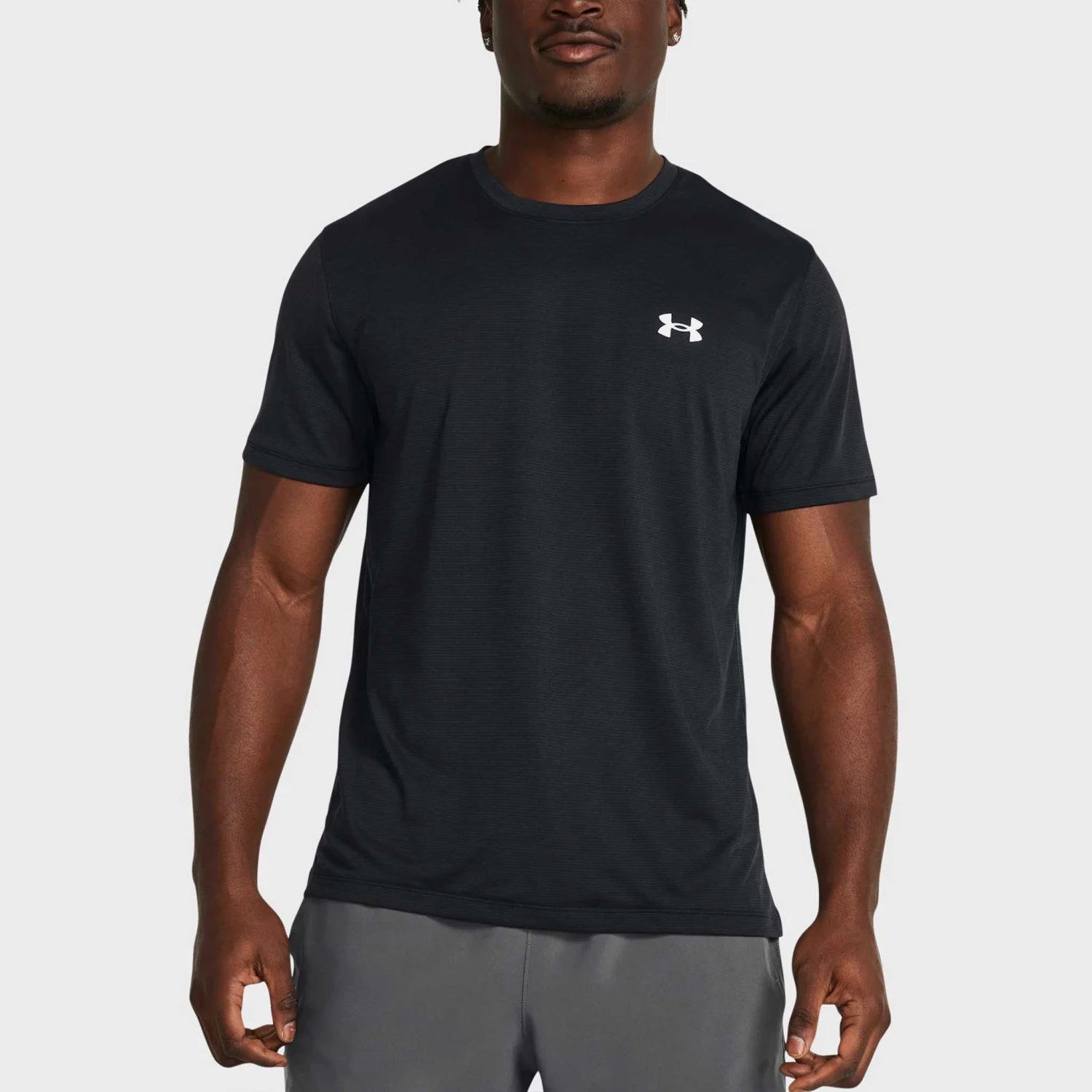 Under Armour Launch Short Sleeve Men's 1 Under Armour Launch Short Sleeve Men's