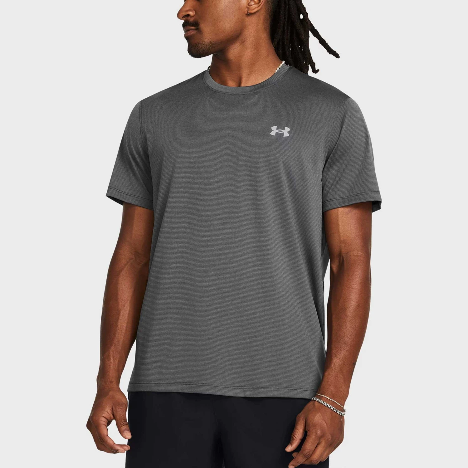 Under Armour Launch Short Sleeve Men's 3 Under Armour Launch Short Sleeve Men's - Image 3