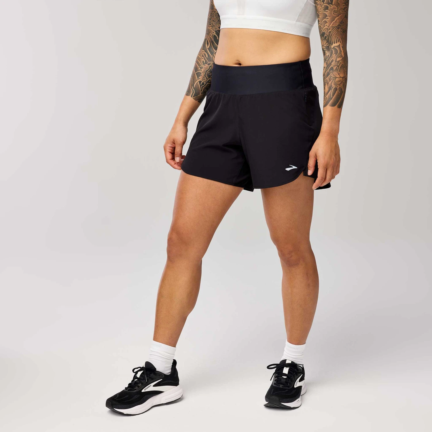 Brooks Chaser 5" Short 2.0 Women's 1 Brooks Chaser 5" Short 2.0 Women's