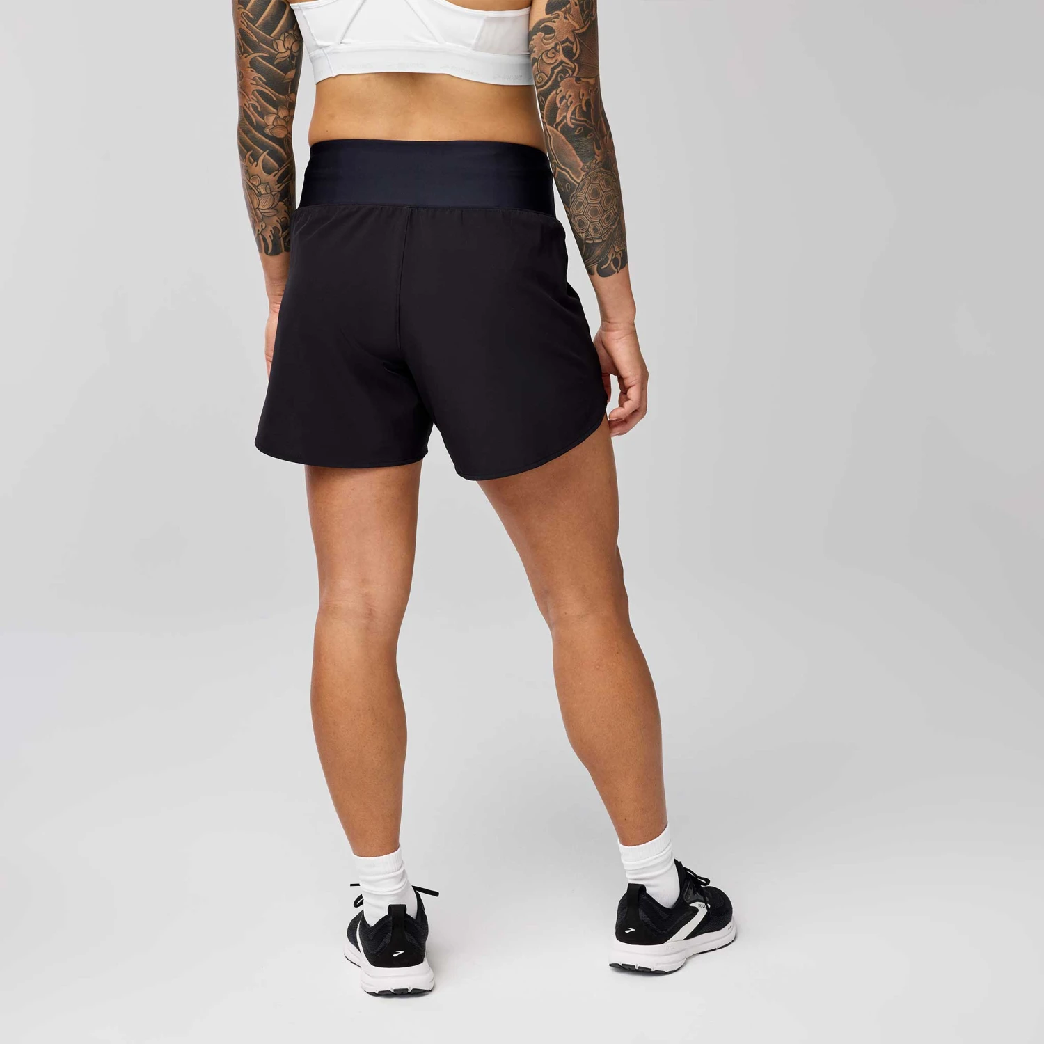 Brooks Chaser 5" Short 2.0 Women's 2 Brooks Chaser 5" Short 2.0 Women's - Image 2