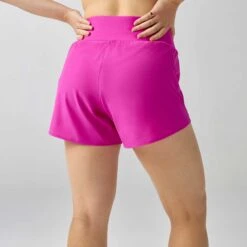 Brooks Chaser 5" Short 2.0 Women's 19 Brooks Chaser 5" Short 2.0 Women's -Holabird Sports SHOP 057798 588 2