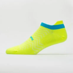 Feetures High Performance Ultra Light Cushion No Show Tab Socks -Holabird Sports SHOP 650365 068 1