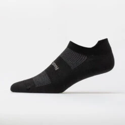 Feetures High Performance Ultra Light Cushion No Show Tab Socks -Holabird Sports SHOP 650365 blk 1