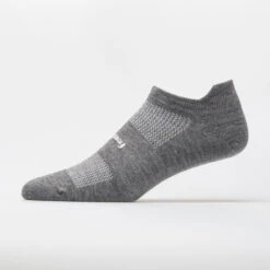 Feetures High Performance Ultra Light Cushion No Show Tab Socks -Holabird Sports SHOP 650365 hea 1